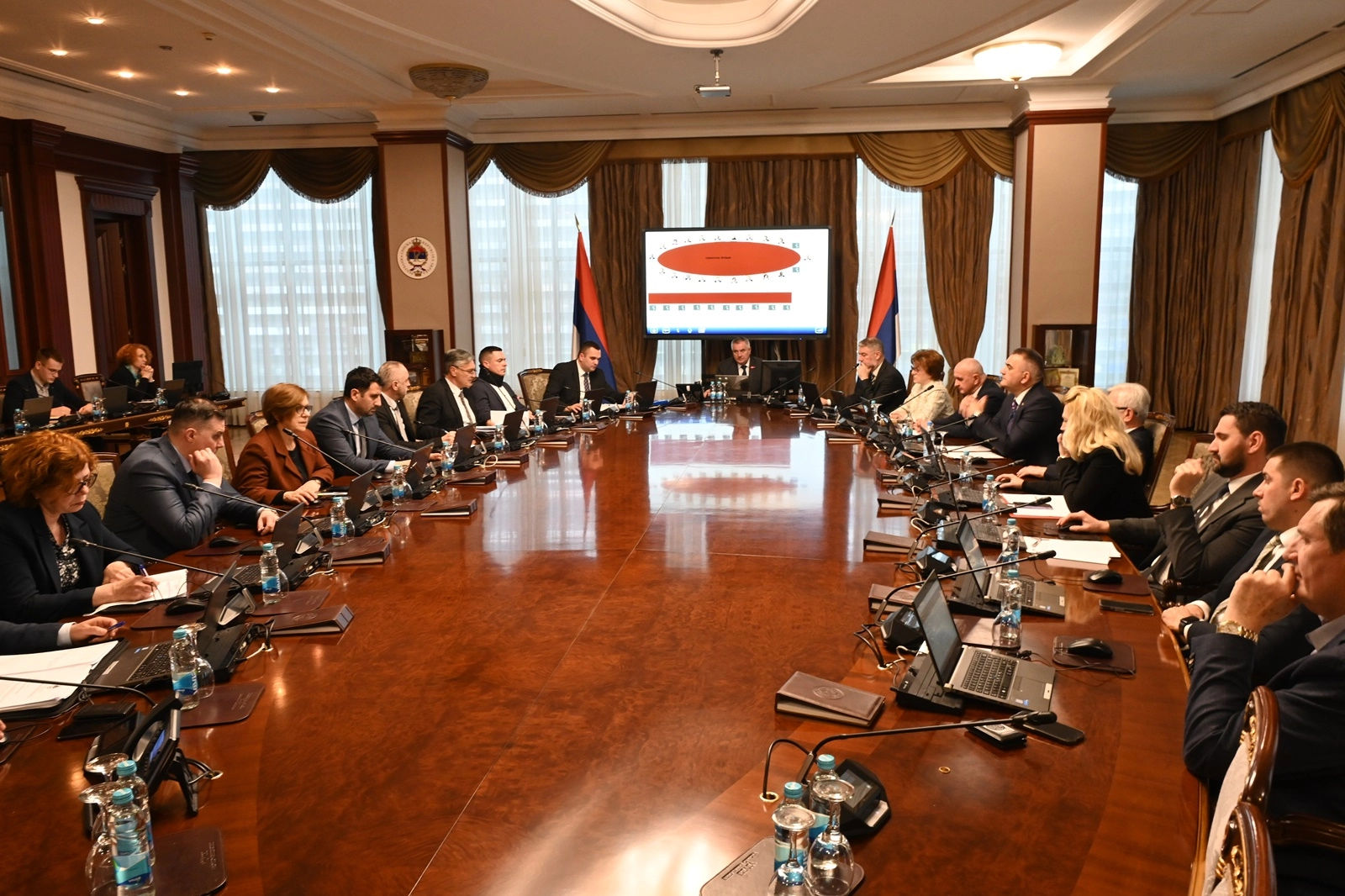 Poziv da se ne prihvati oduzimanje prava glasa srpskom te drugim narodima u BiH